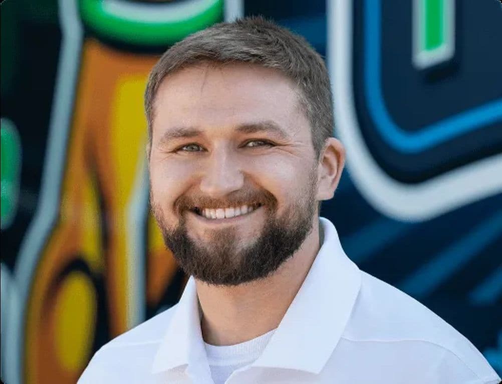 Noah Foy - Sales Associate